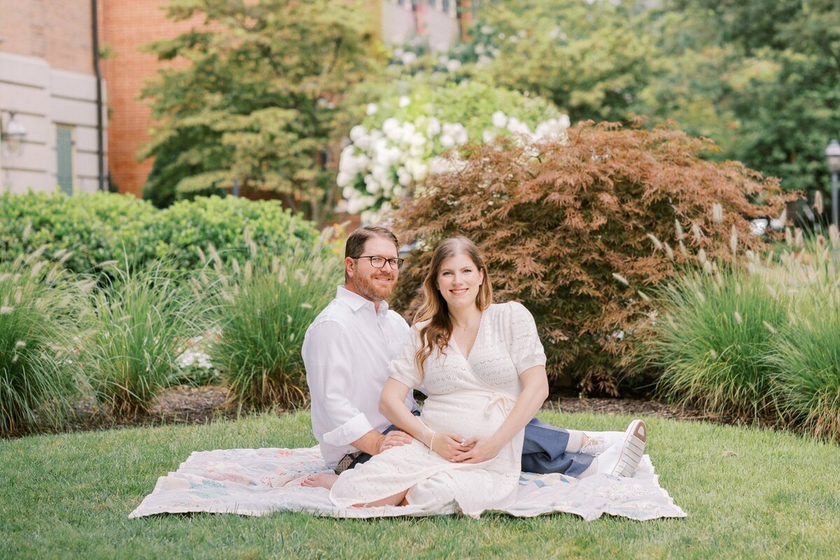 Old-Town-Alexandria-Maternity-Session-16
