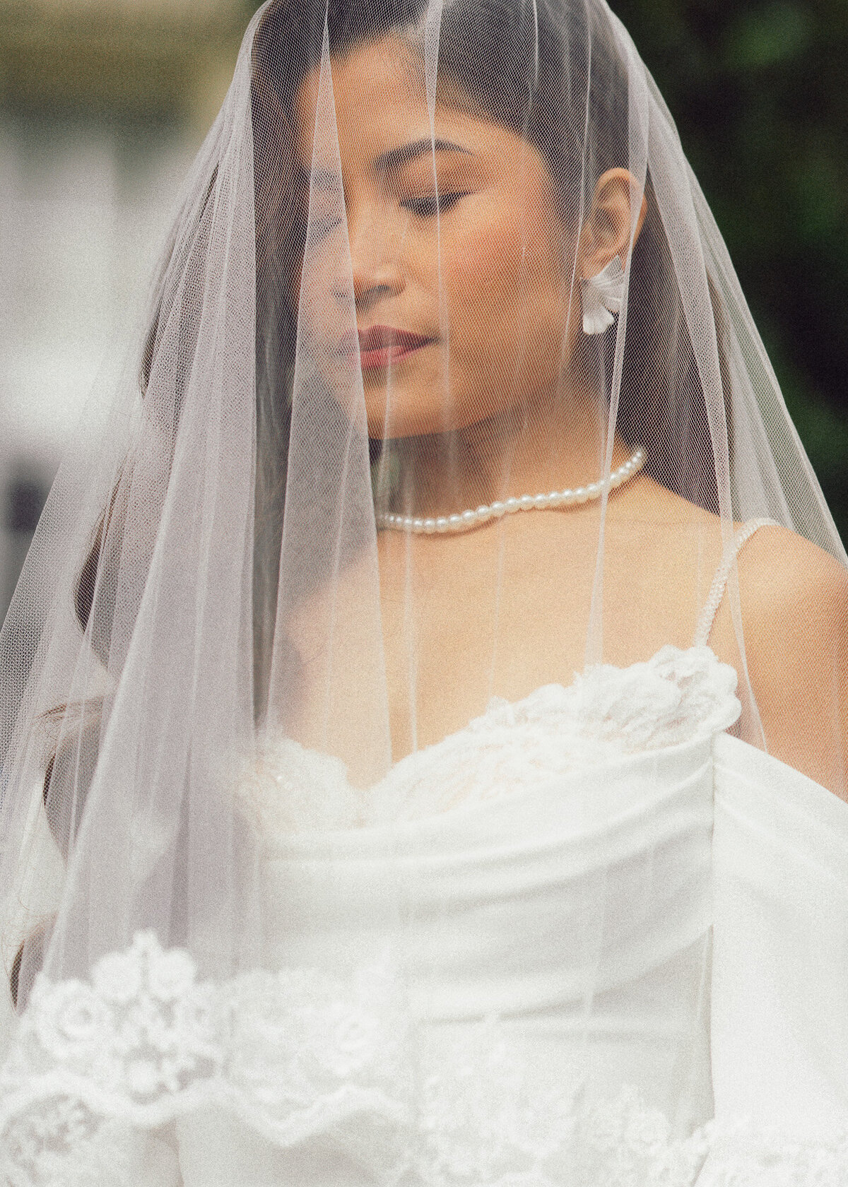 25. luxury-documentary-wedding-hedsor-manor-couple-portraits-114