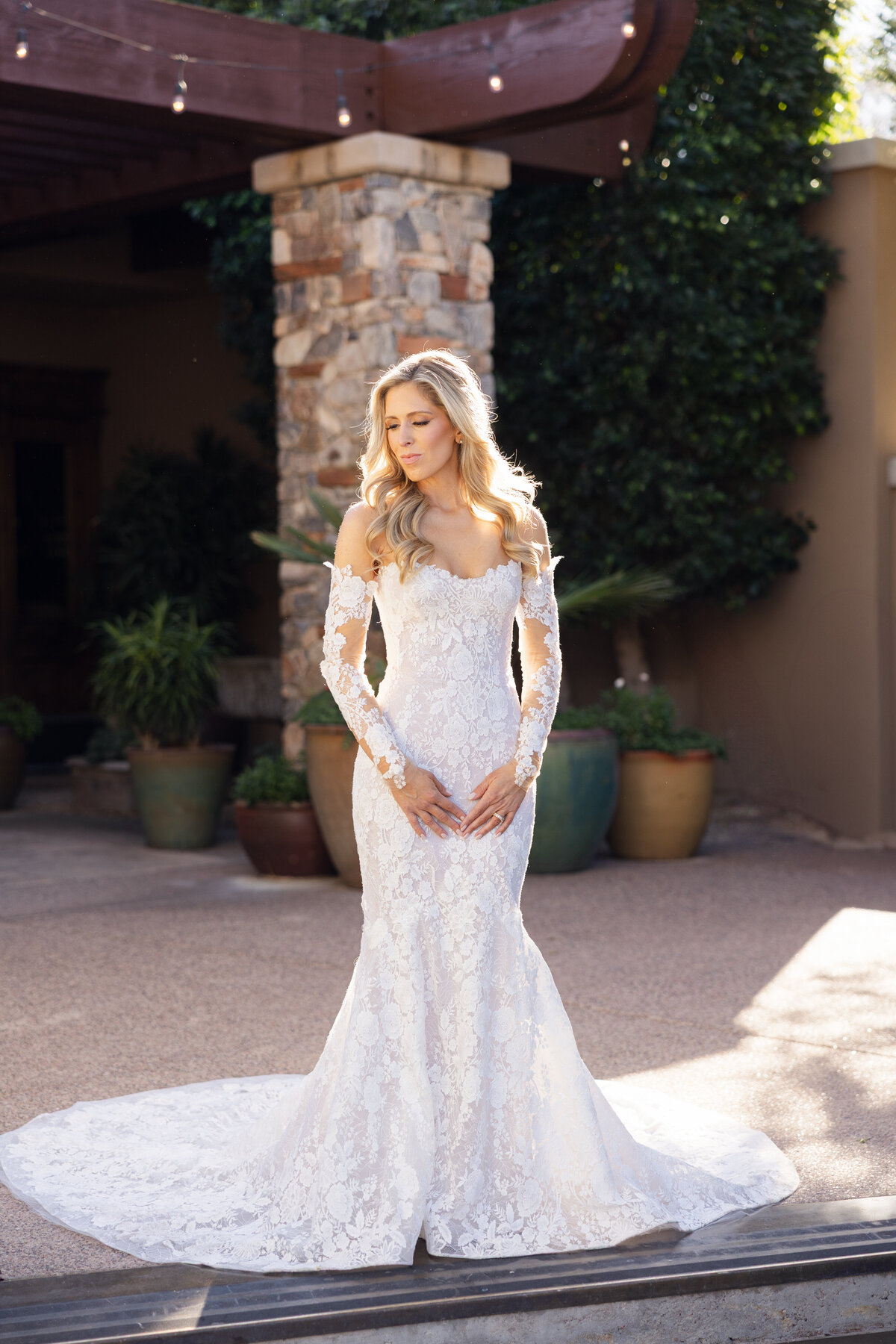Bride posing for wedding portrait in Arizona