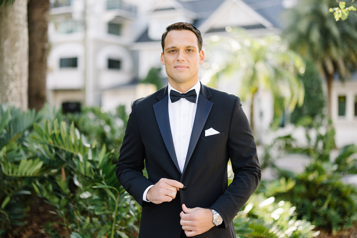 32 Southwest-Florida-Tampa-Oxford-Exchange-Wedding-Groom-Bowtie