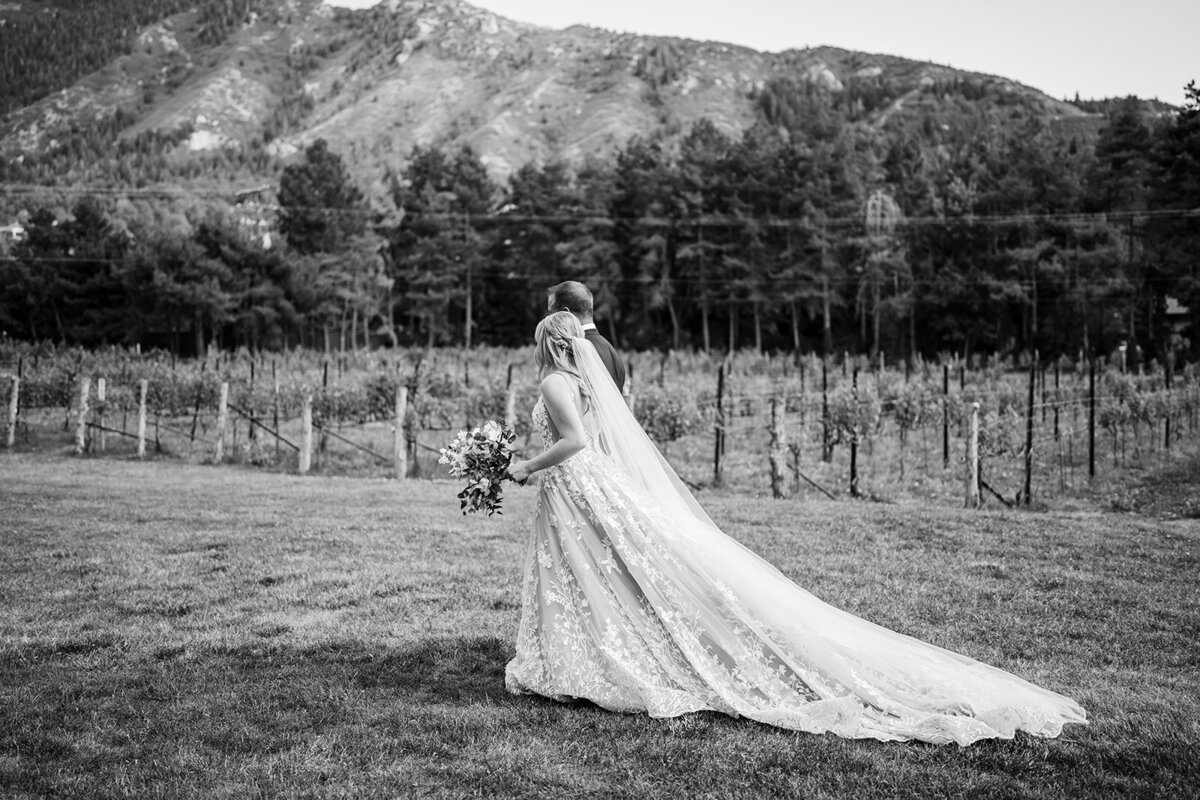 la-caille-summer-utah-mountain-wedding-pepper-nix-2112-1145