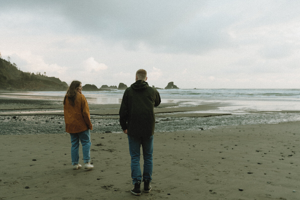Oregon Coast Couples - lizarrietaphotography-53