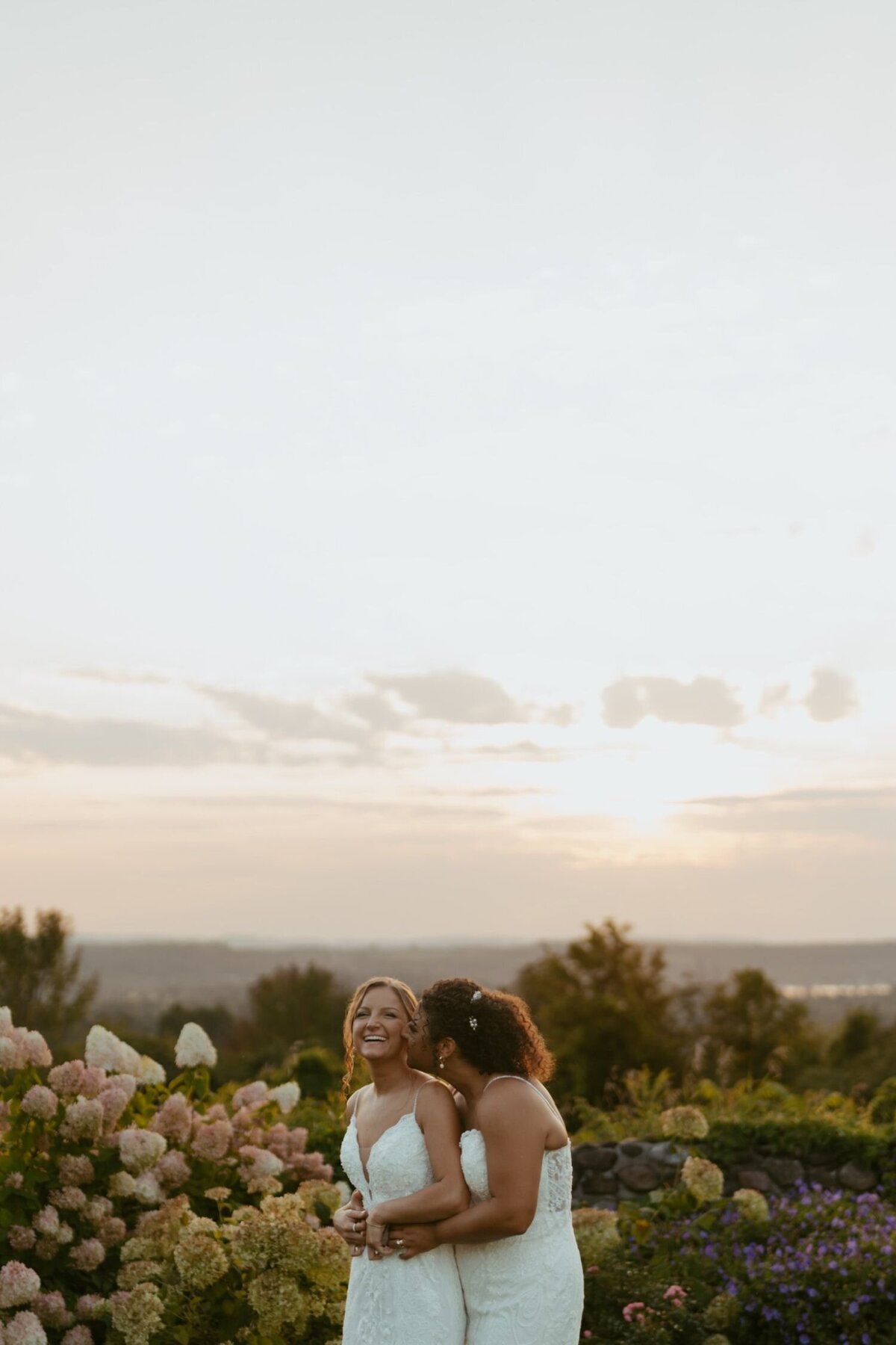 outdoor-same-sex-wedding-06