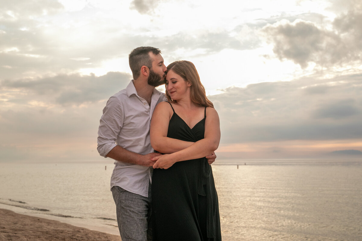 Lauren-Ashley-Studios-Indiana-dunes-beach-Chesterton-Engagement-13