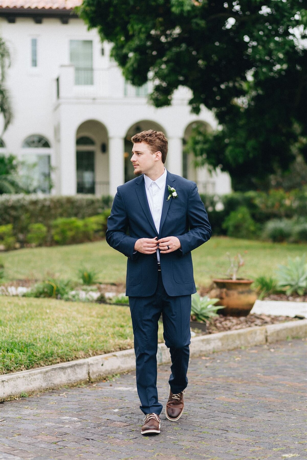 miranda-rose-photo-granada-park-terrace-elopement-chantilly-chic-celebrations-19
