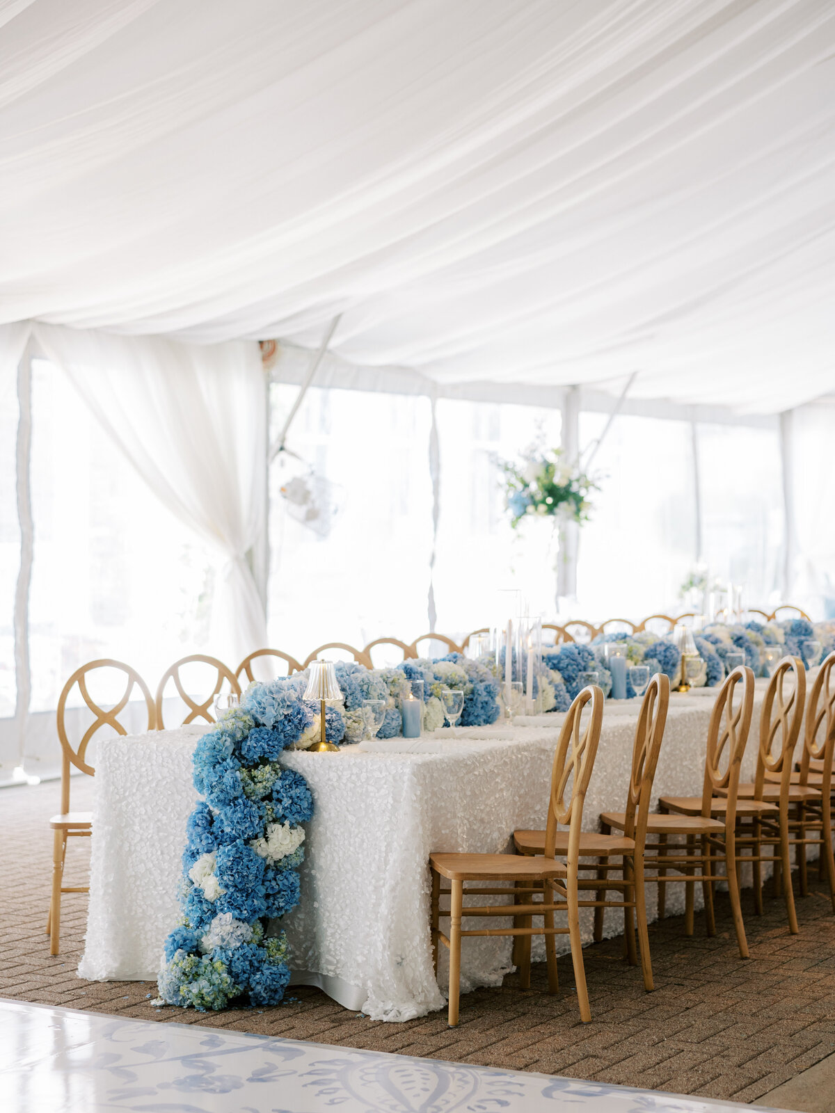 Arkansas Inn at Carnall Hall Wedding | Shalae Byrd-59