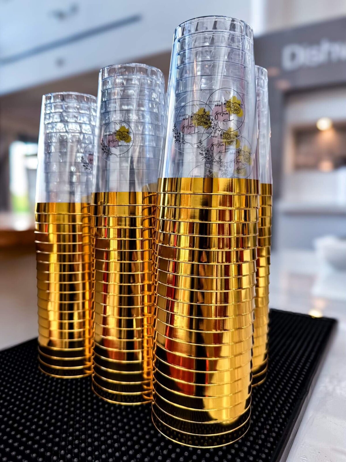 mobile-bar-pop-up-toronto-corporate-event-june-2024 (6)