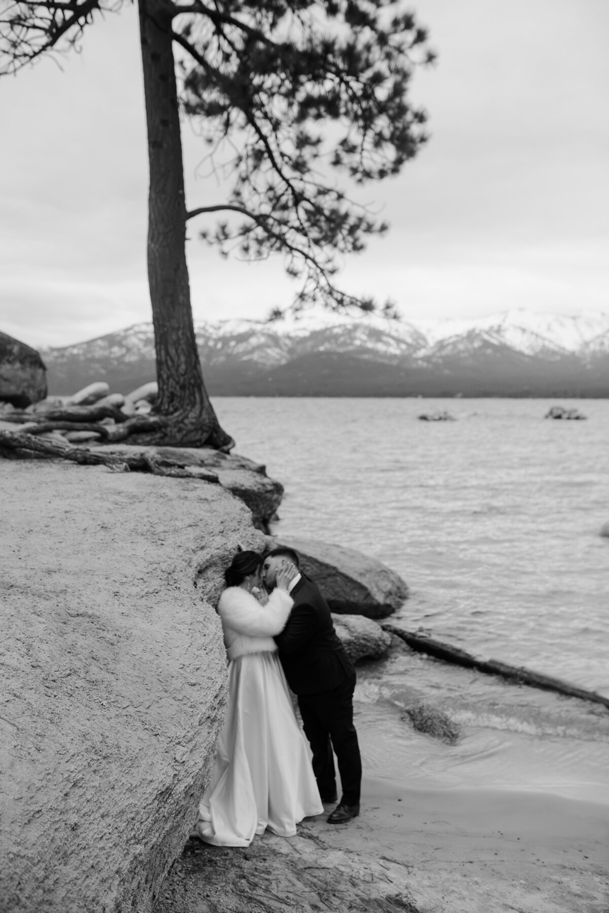 Eduina + Nelio Lake Tahoe Winter Elopement _ Katherine Krakowski Photography-120