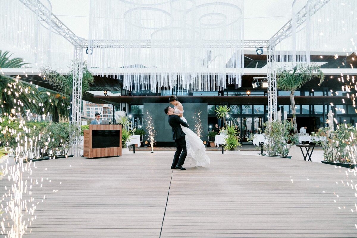 W7-Wedding-Photos-Emily-and-Michael-2024-05-26-2500px-1336