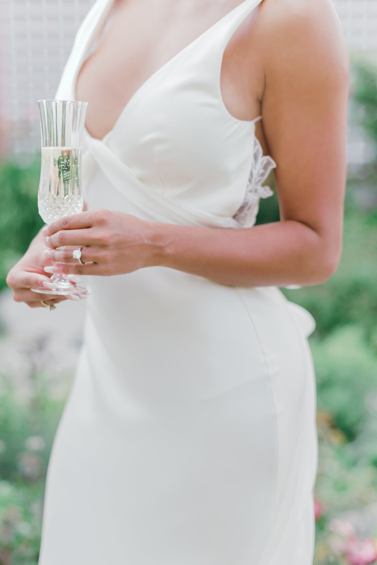 Rebekah Brontë Designs - High-End Wedding Designer. Curated & Meaningful Wedding Design & Management. Modern Fine Art Calgary Wedding Design at The Deane House, florals by Flower Artistry, photo by Kaity Body Photography