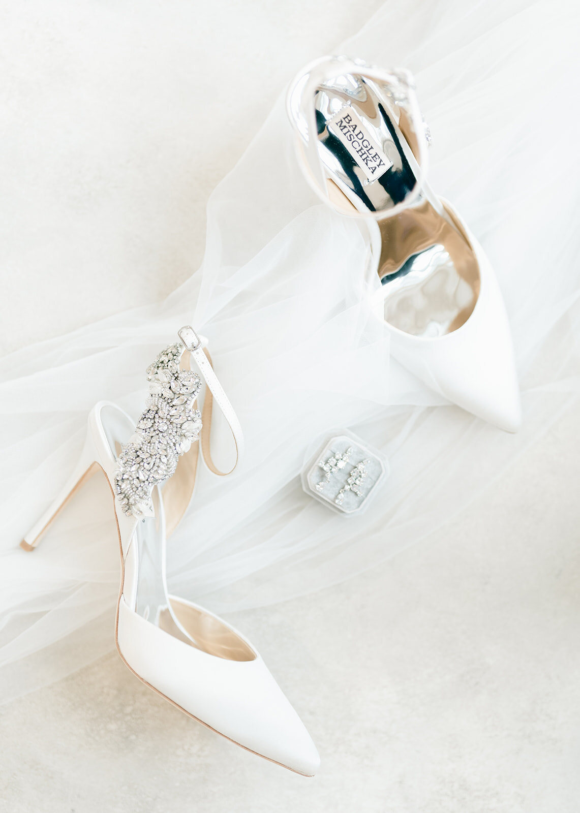 bridal-details-springfield-country-club-ma