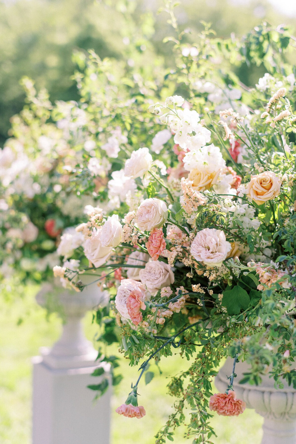 Maïlys Fortune Photography Husband Wife Wedding Weddings Photography France Switzerland Italy Timeless Dreamy Imagery Bilingual French English Destination Weddings Destination Wedding Provence French Riviera Paris Lake Como Tuscany66