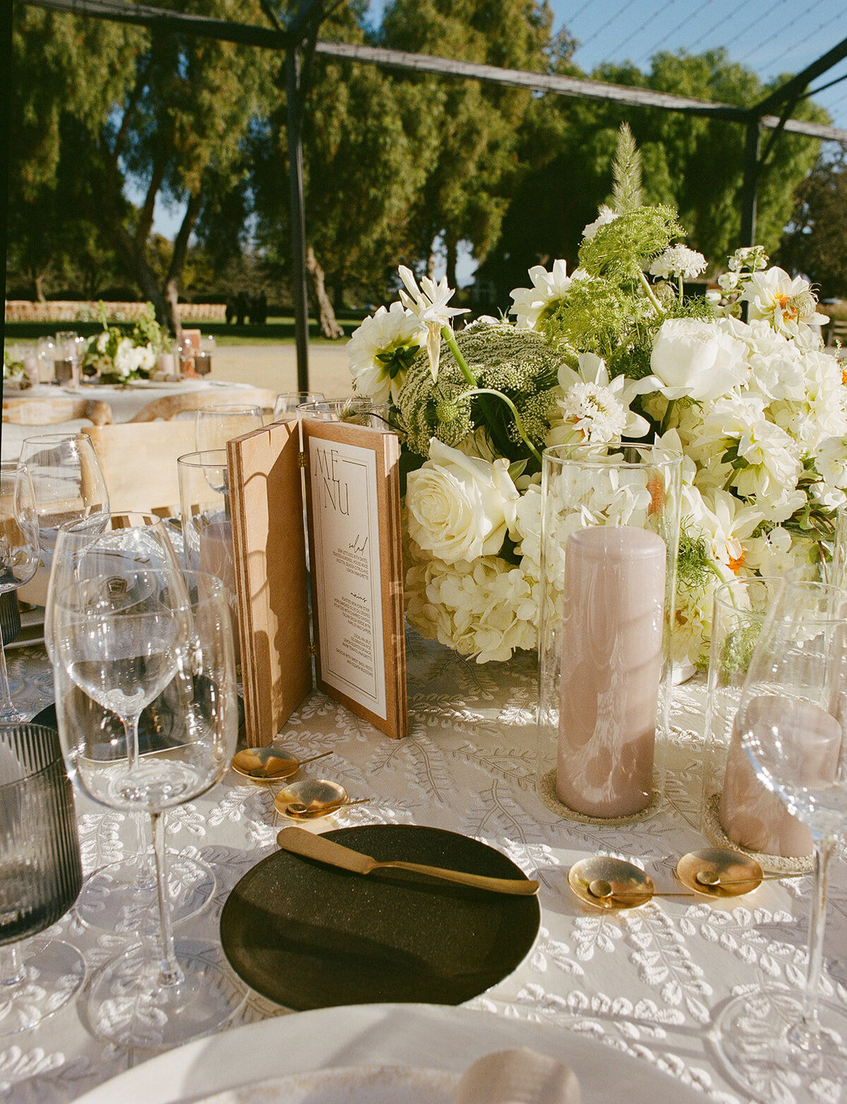 editorial-film-wedding-photographer-based-in-los-angeles-and-new-york-city-wedding-venue-Roblar-Farms-santa-ynez-by-rachel-artime-wedding-photography-43757