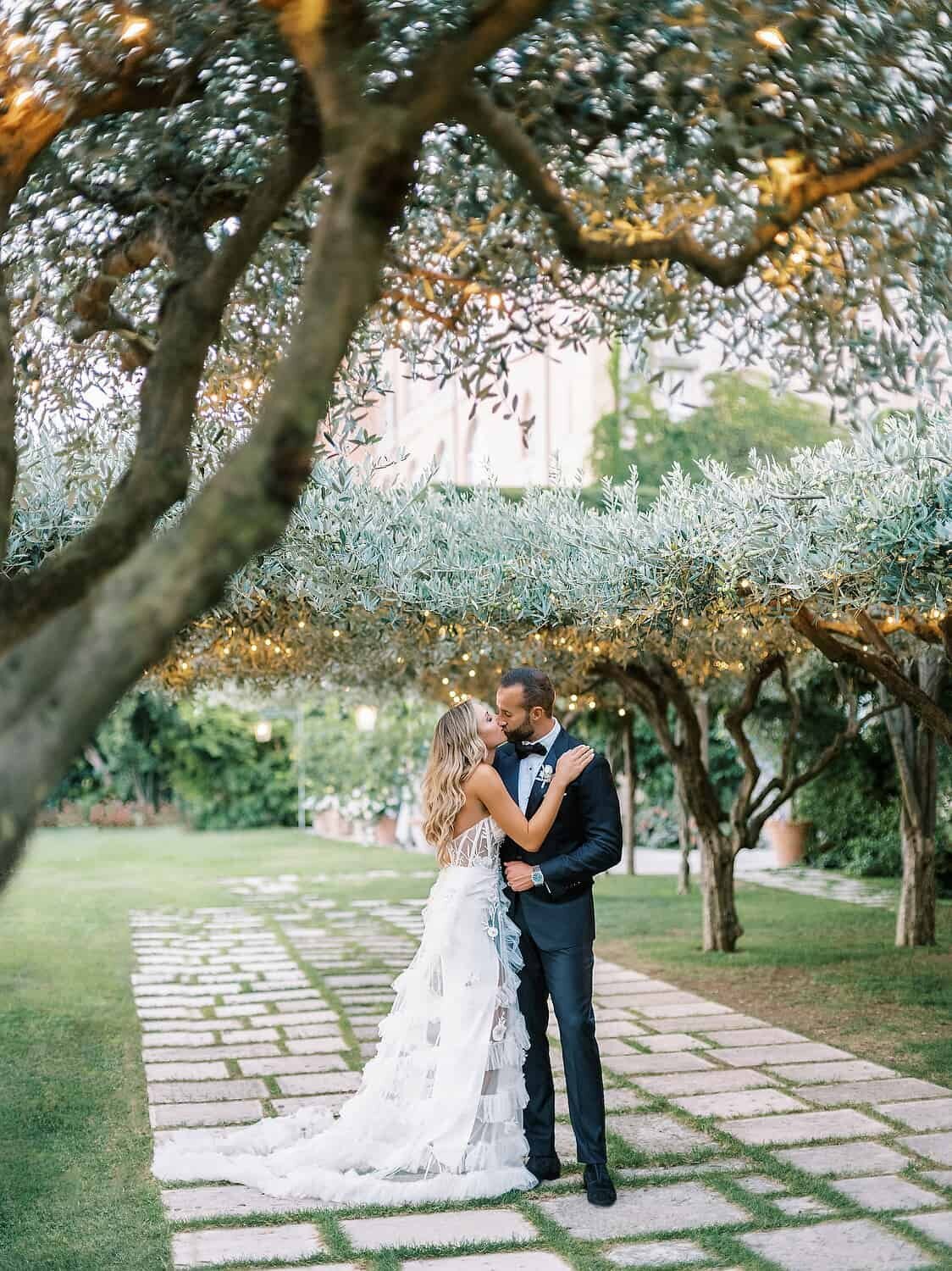 Belmond-Hotel-Caruso-Ravello-elopement-by-Julia-Kaptelova_Photography-131