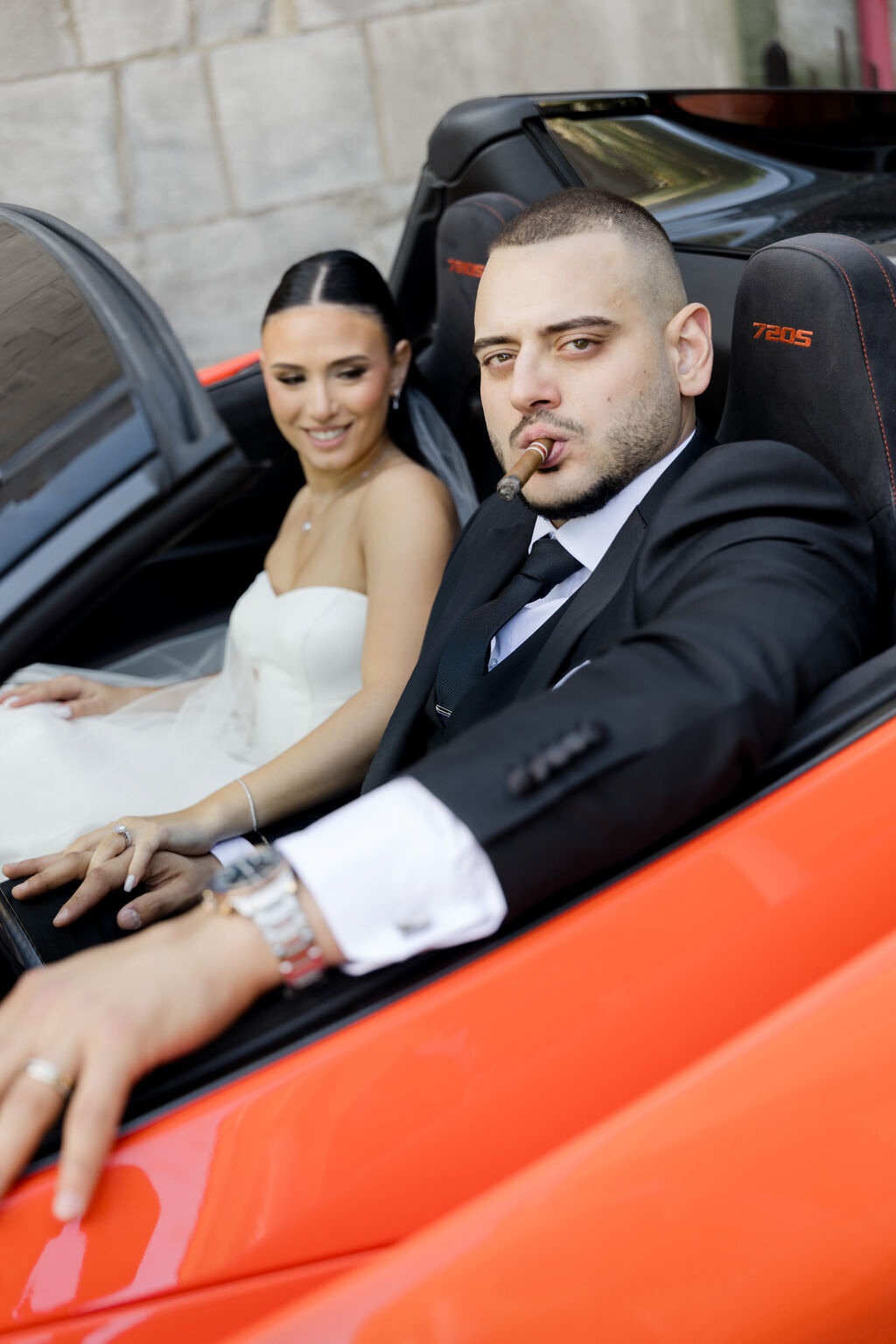 Paris bride and groom pprtraits | Luxury Pairs wedding photographer
