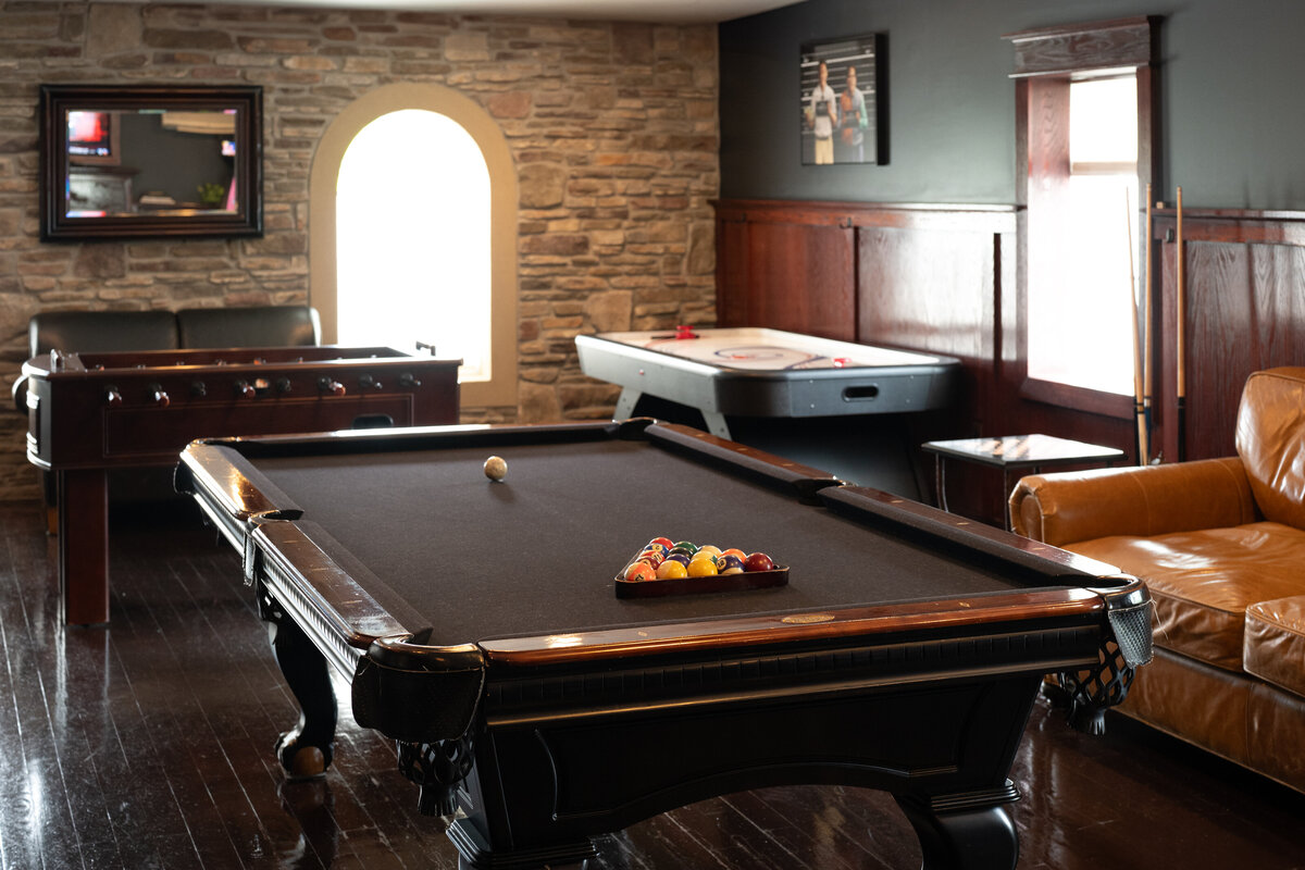 the groom suite with games at the hamilton manor new jersey