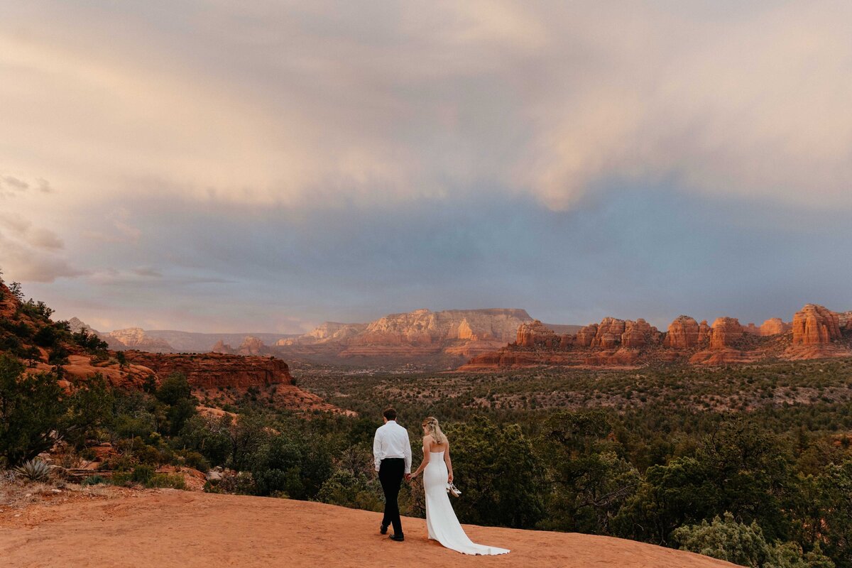 Sedona-Arizona-Elopement-Wedding-Photographer_0209