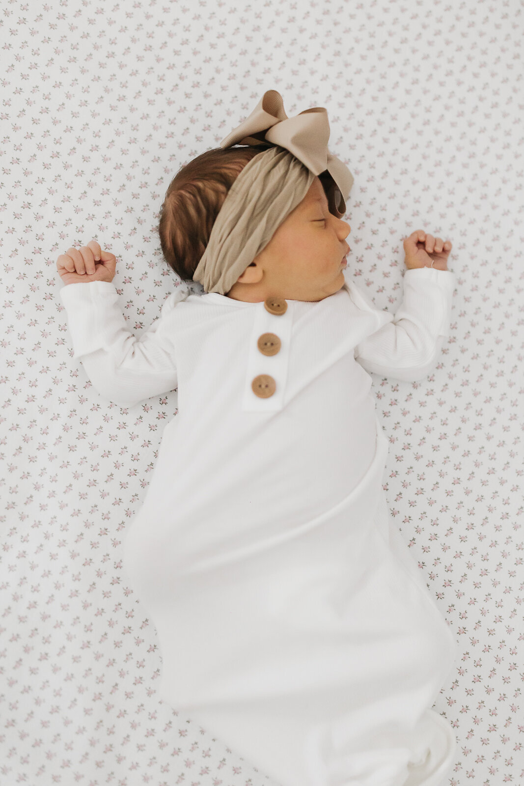 Carmel-Indiana-Newborn-Photographer-s-8