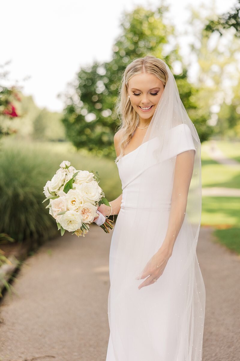 Wedding Party Portraits at Evansville Country Club197