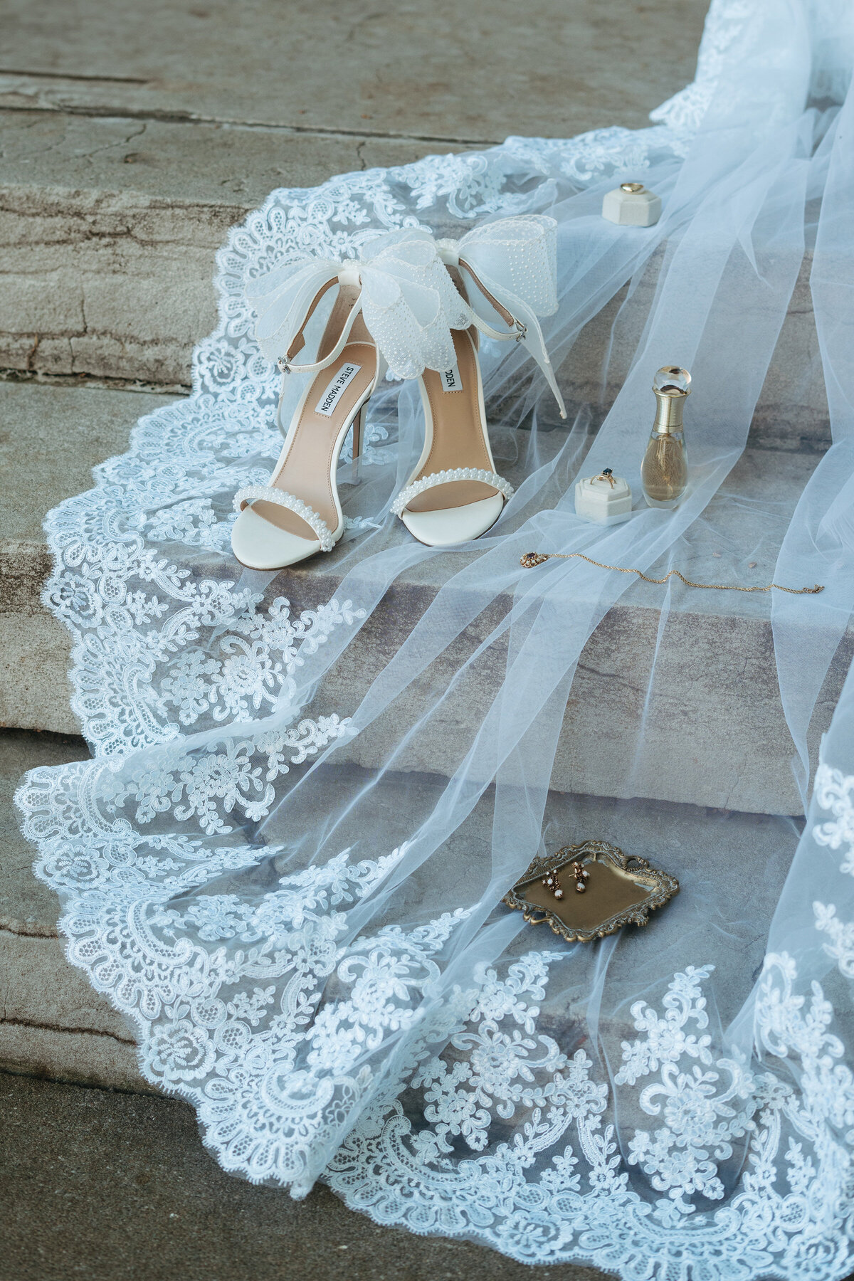 ASeptemberWeddingatSimpsonHouseKansasCityPhotos_NikkiAnnettePhotography-8 copy