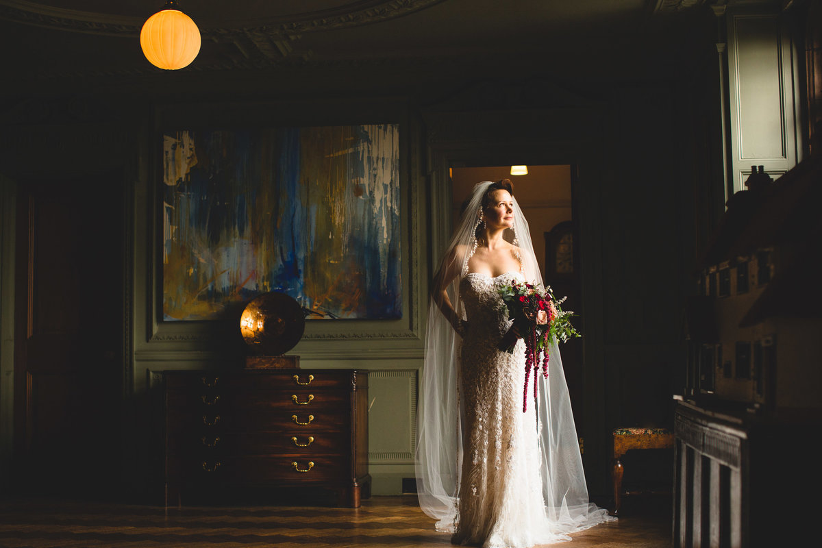 thornton manor wedding photographer bride