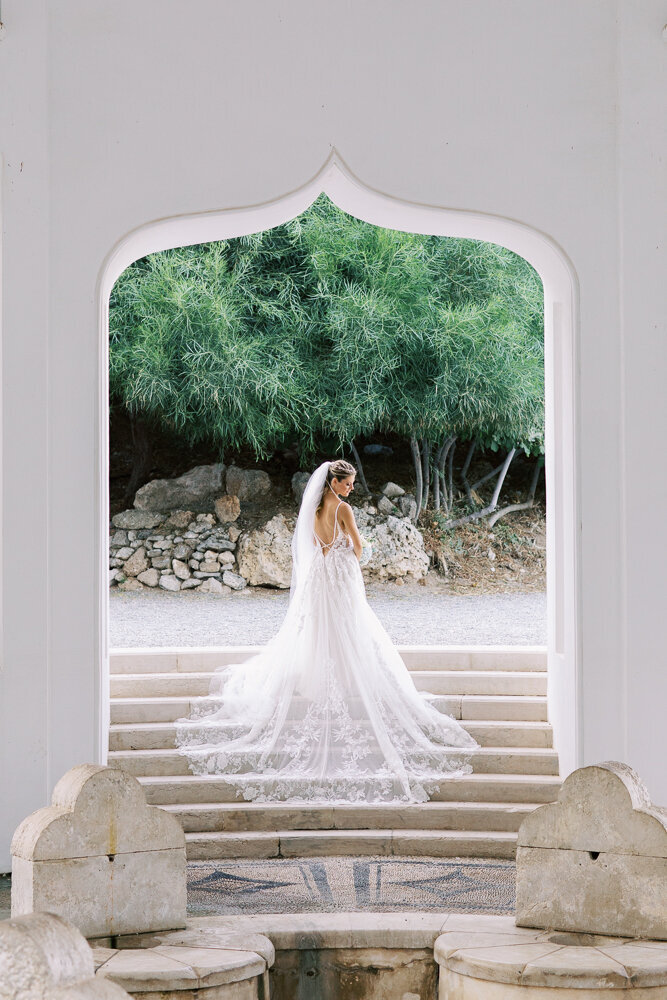 Villa wedding in Rhodes Greece with chandelier installations  (54)