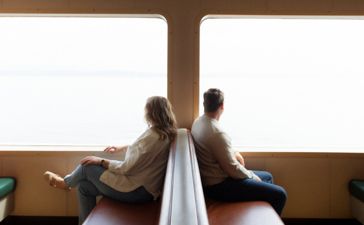 SeattleFerryCouplesPhotography82