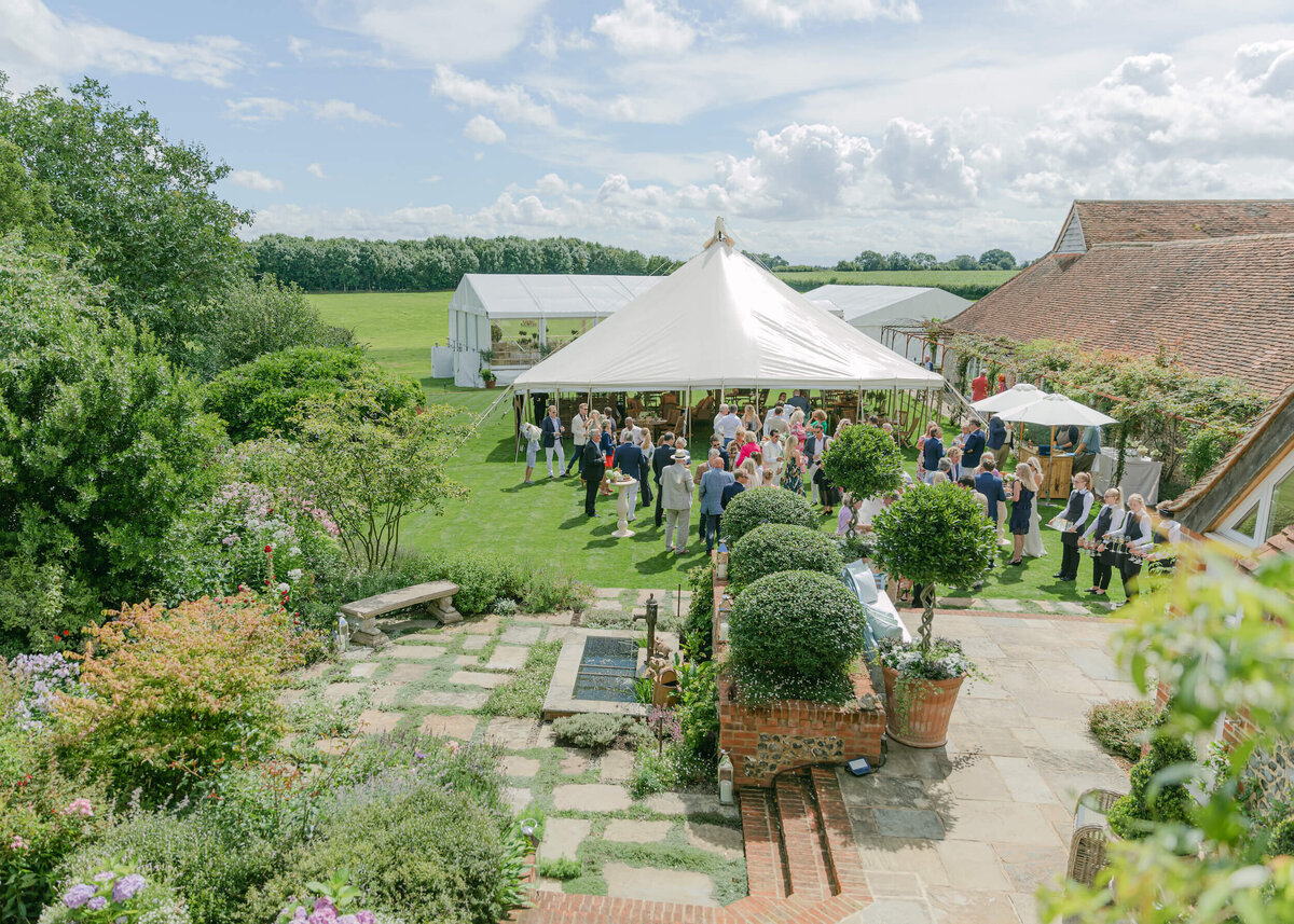 chloe-winstanley-weddings-hambleden-marquee-garden-party