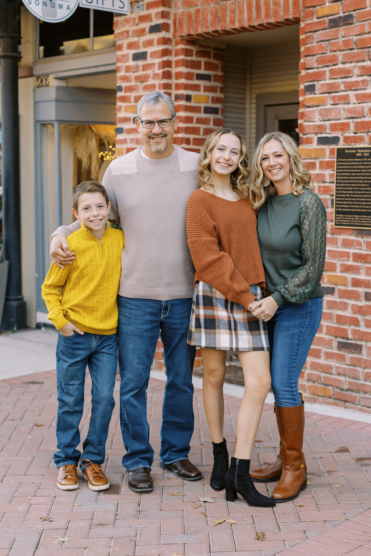 19-downtown-north-texas-family-session