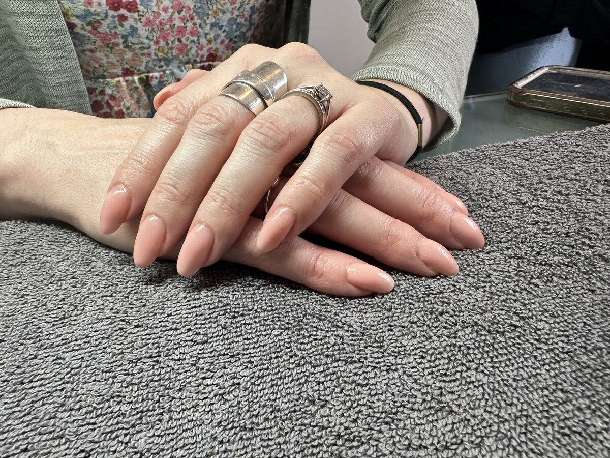 nude-nails
