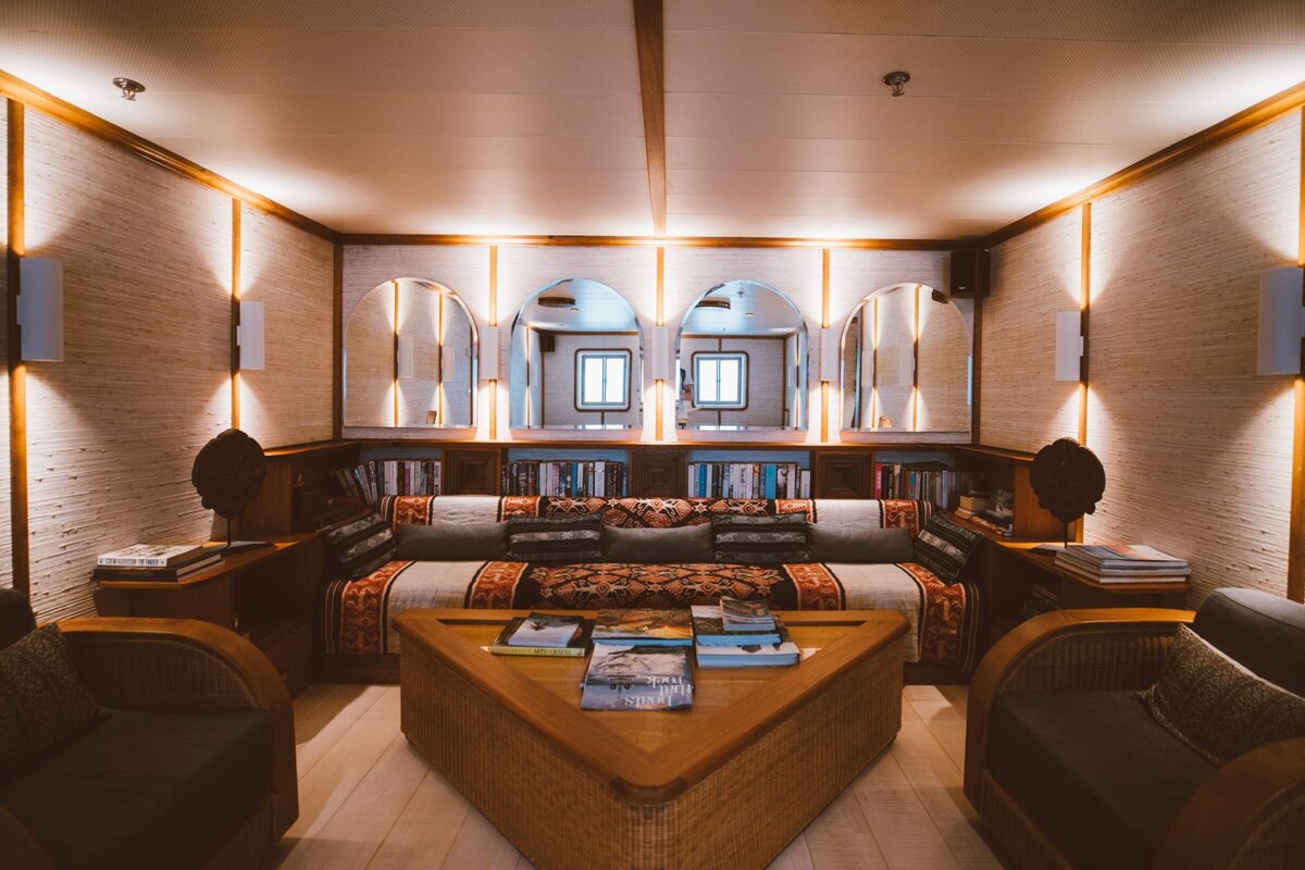 Kudanil Explorer Expedition Yacht Charter Indonesia boat-main-deck-library-4