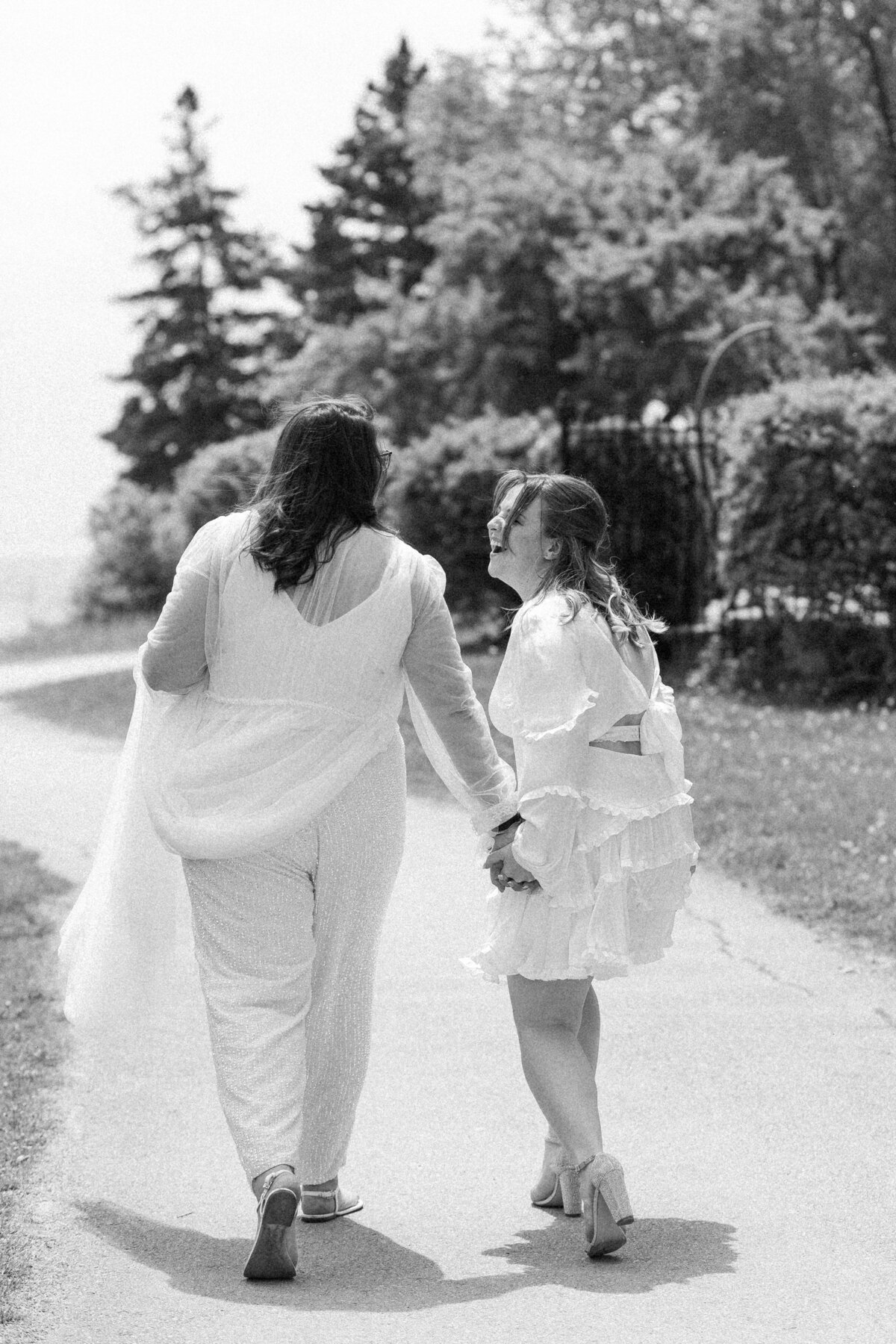 Black-and-White-Wedding-Photo