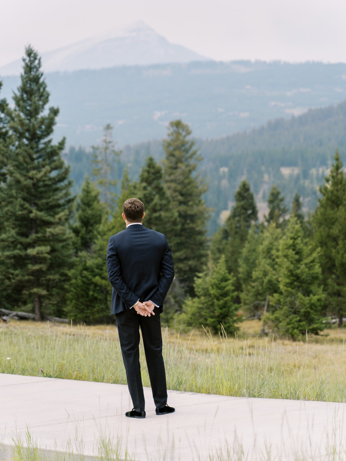 yellowstoneclub.wedding.elizabethlanier.bride.groom-15