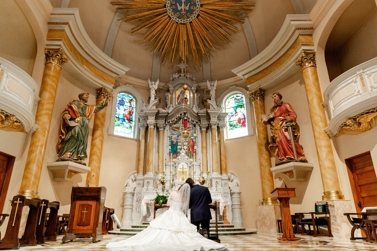 Catholic-Saint-Agnes-Wedding-044