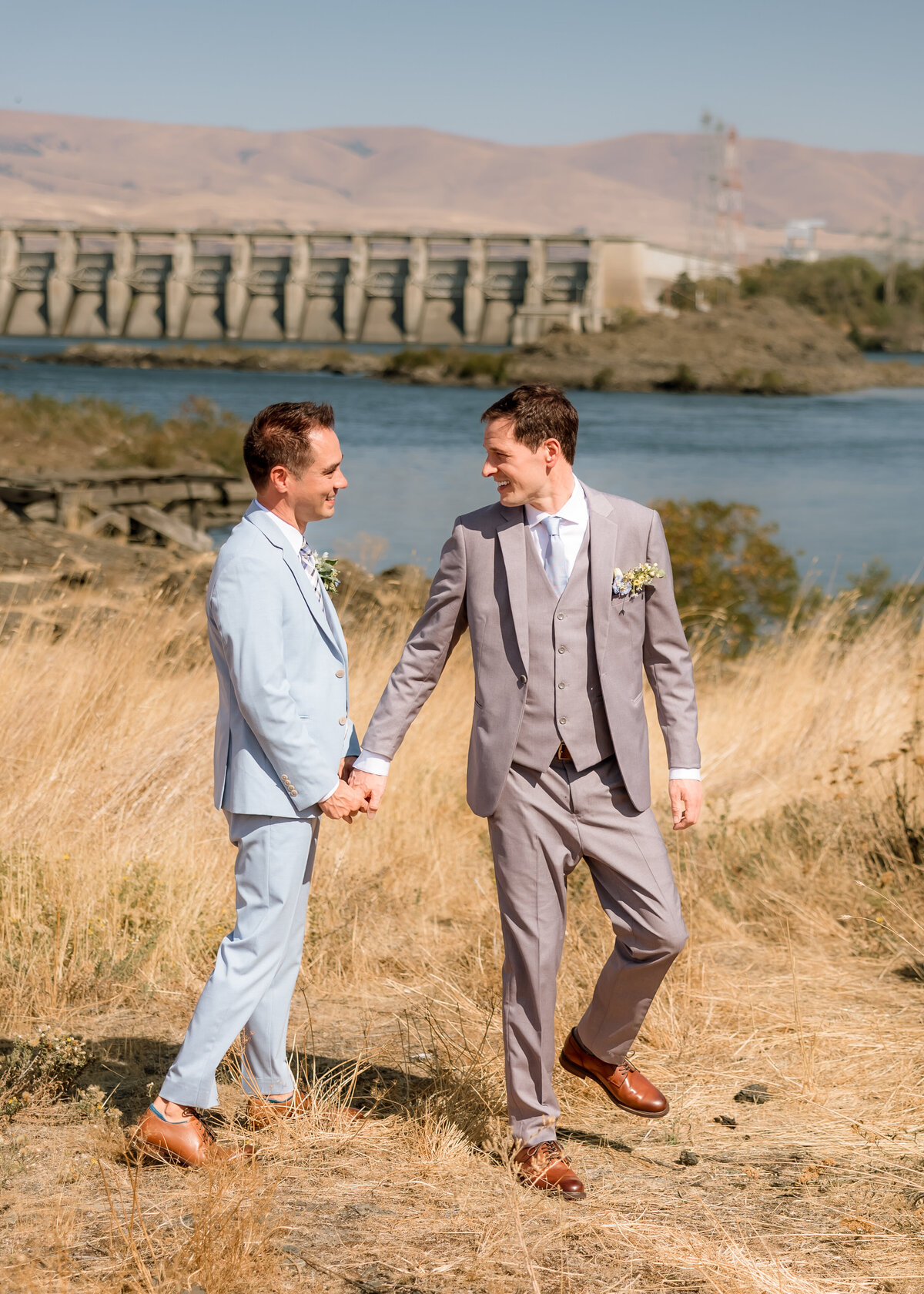 Columbia-Gorge-Wedding-Photographer.jpg