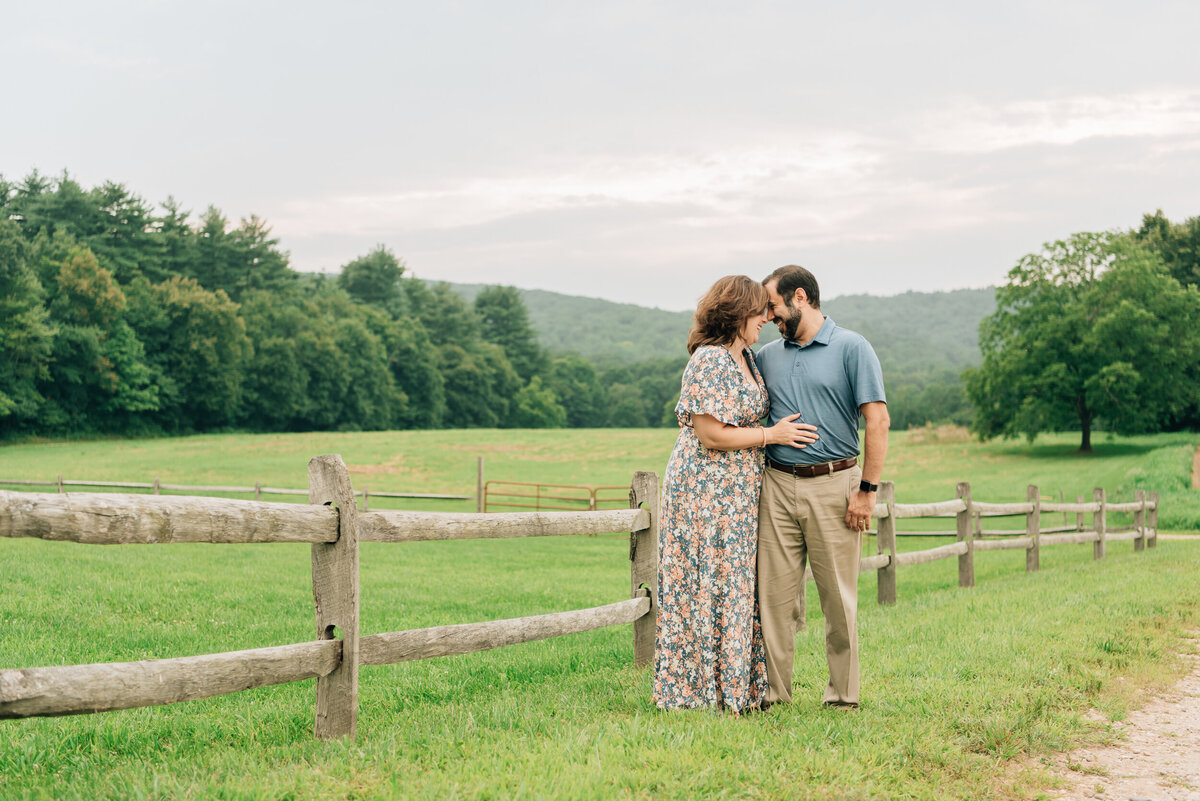 Sharon Leger Photography | Canton Connecticut Newborn and Family Photographer | Burlington, CT-6