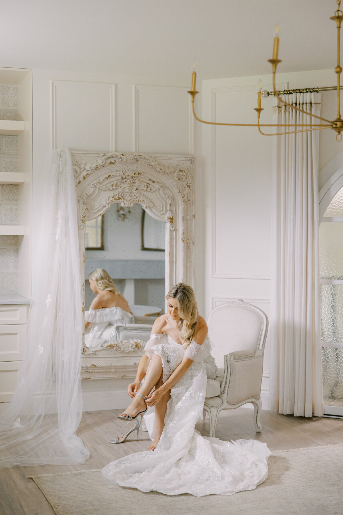 Stunning bridal suite at Archway Manor Weddings & Events, elegant, timeless, European-inspired Red Deer, Alberta wedding venue, featured on the Brontë Bride Vendor Guide.