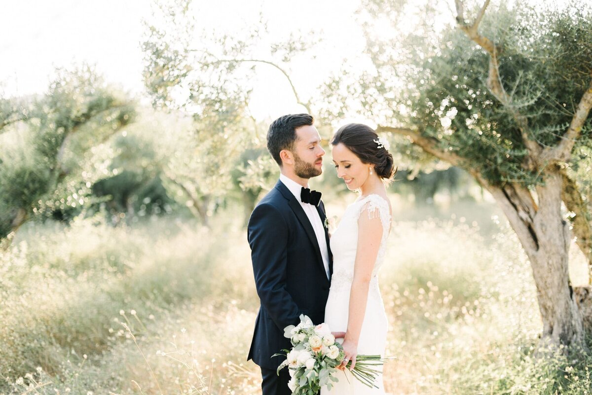 wedding-in-an-olive-grove