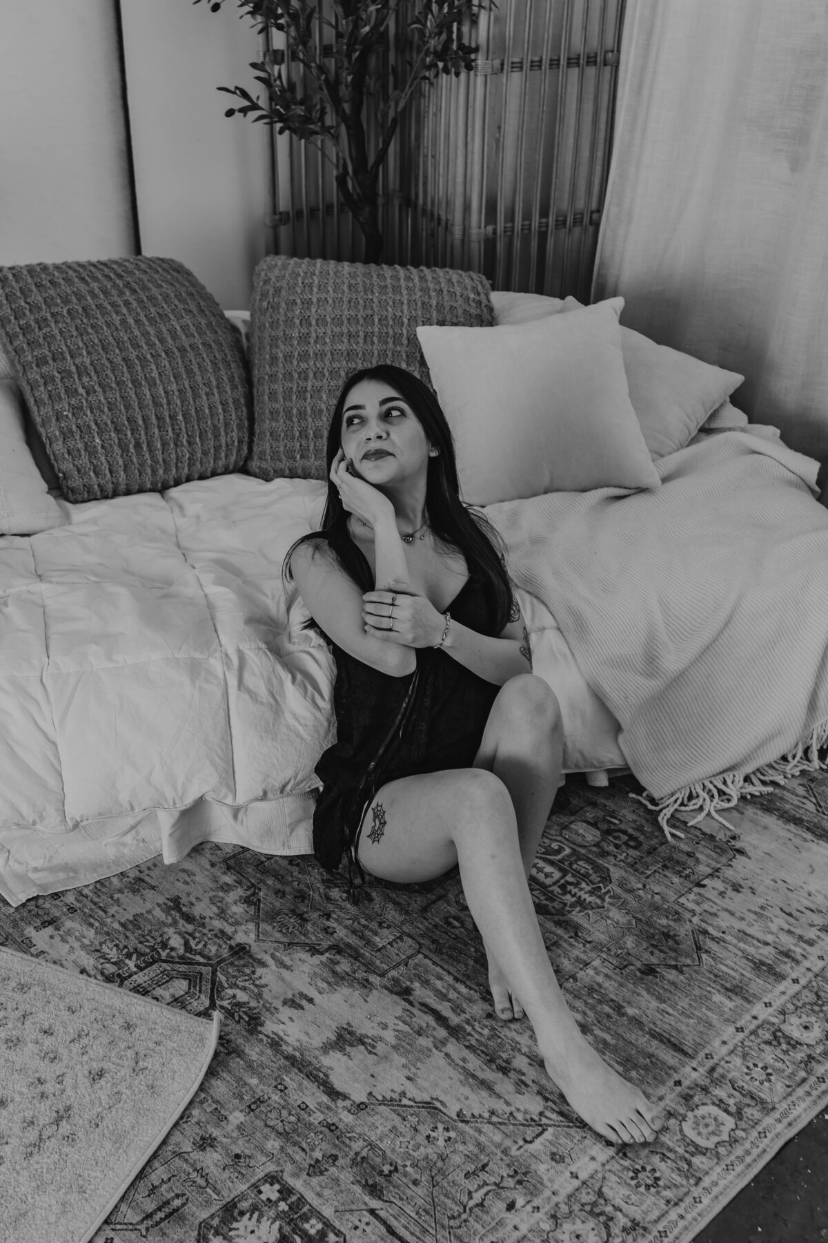 editorial-boudoir-style-des-moines-the-storyteller-studio-storyteller-collective-photo-co