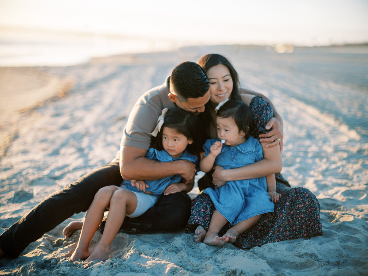 jenna-marie-photography-family-session-coronado-beach-2025-27