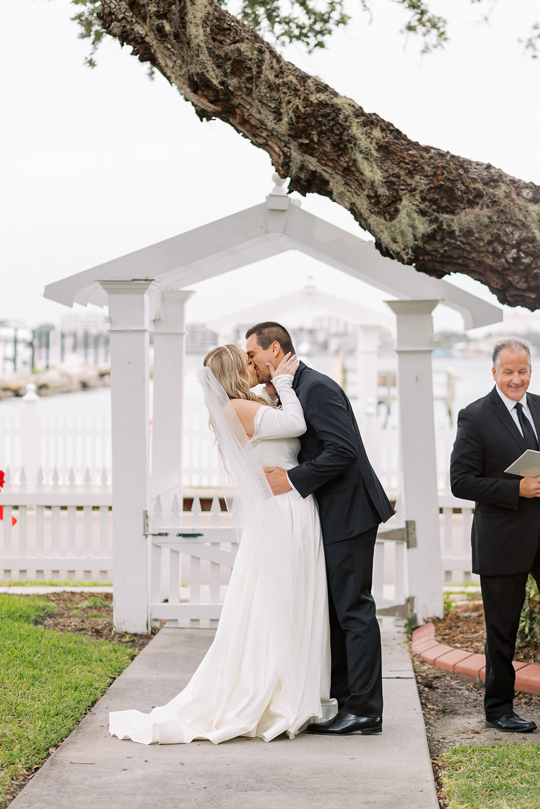 miranda-rose-photo-palmetto-bed-and-breakfast-florida-elopement-chantilly-chic-celebrations-12