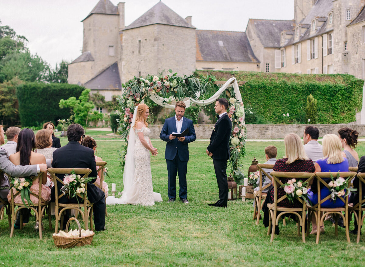 Normandy chateau destination wedding - Harriette Earnshaw Photography-030
