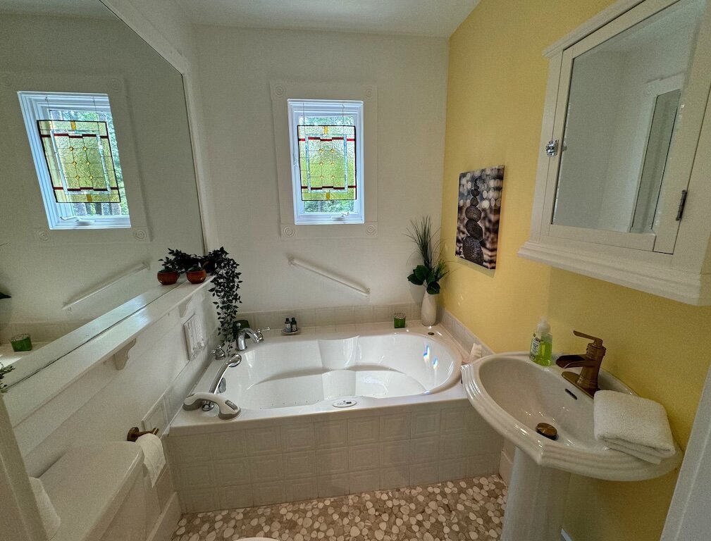 bath main full too