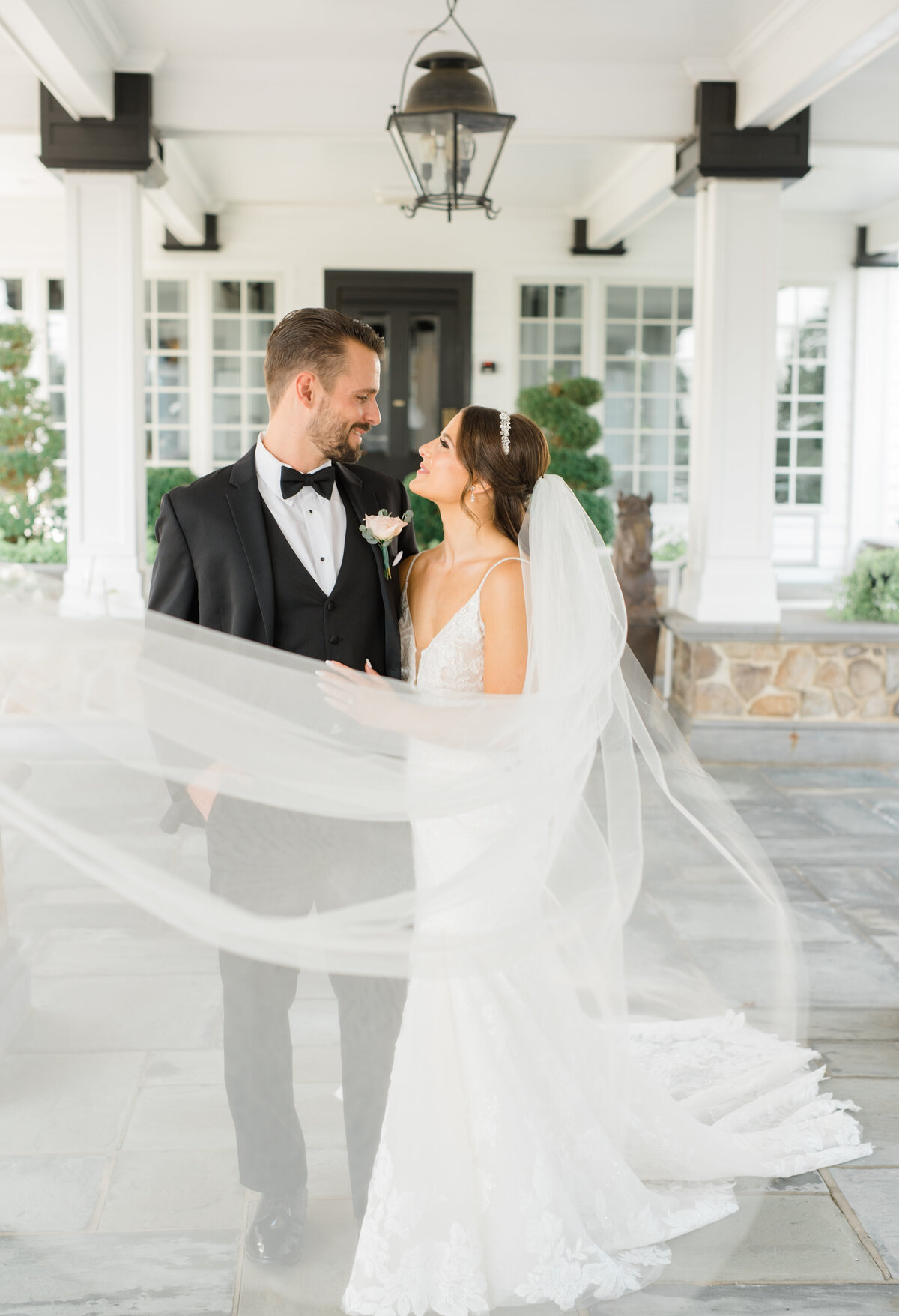 NikkiANDSean'sWedding411