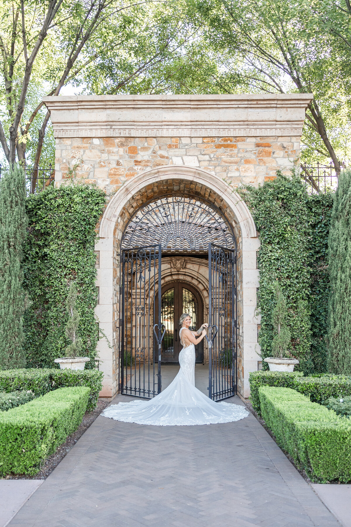 Villa Sienna Romantic Wedding12