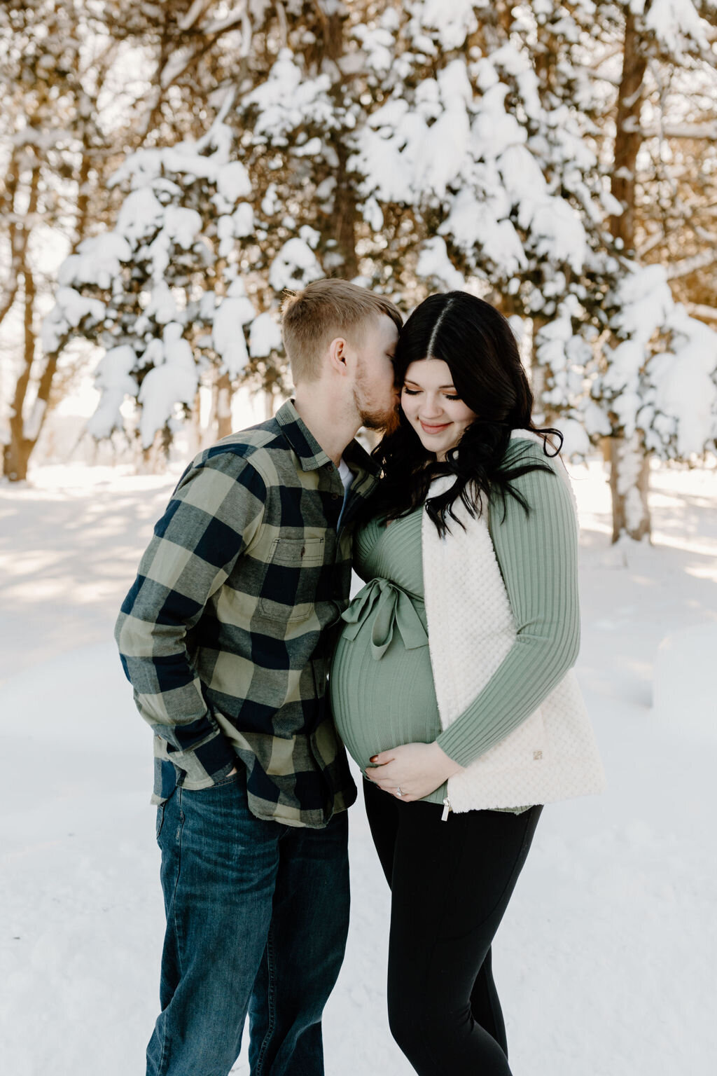 christina_ney_photography_wedding_engagement_lifestyle_photographer_dubuque_iowa_wedding_planning_assistance_adventurous_bold_laidback Family Photography98