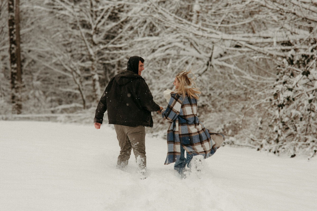 maple-ridge-couple-engagement-photographer-snow-ideas-21-lowres