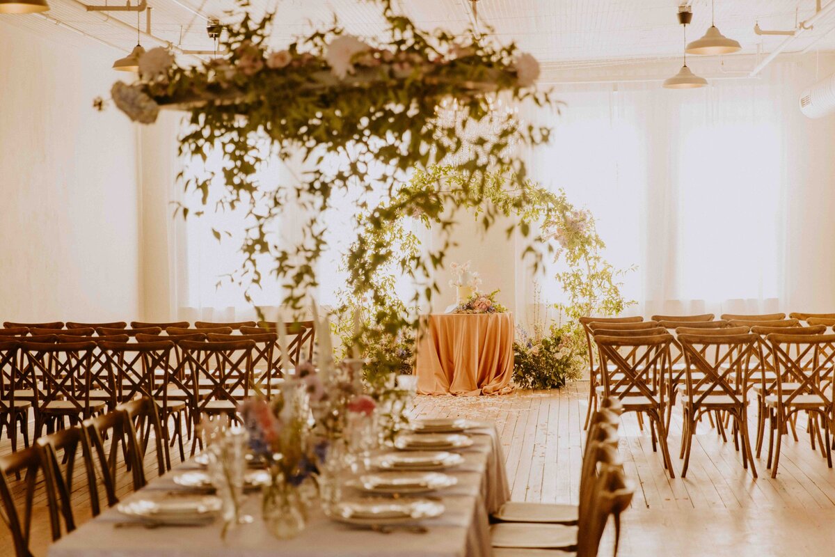 WHIMSICAL-GARDEN-WEDDING-SAVANNAH-BOTTLE-WORKS-BAREFOOT-ROYALTY-PHOTOGRAPHY275