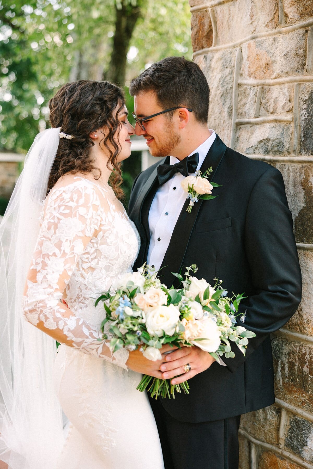 Bride and Groom Wedding Portaits Kelynn and Mathew Evansville Owensboro303