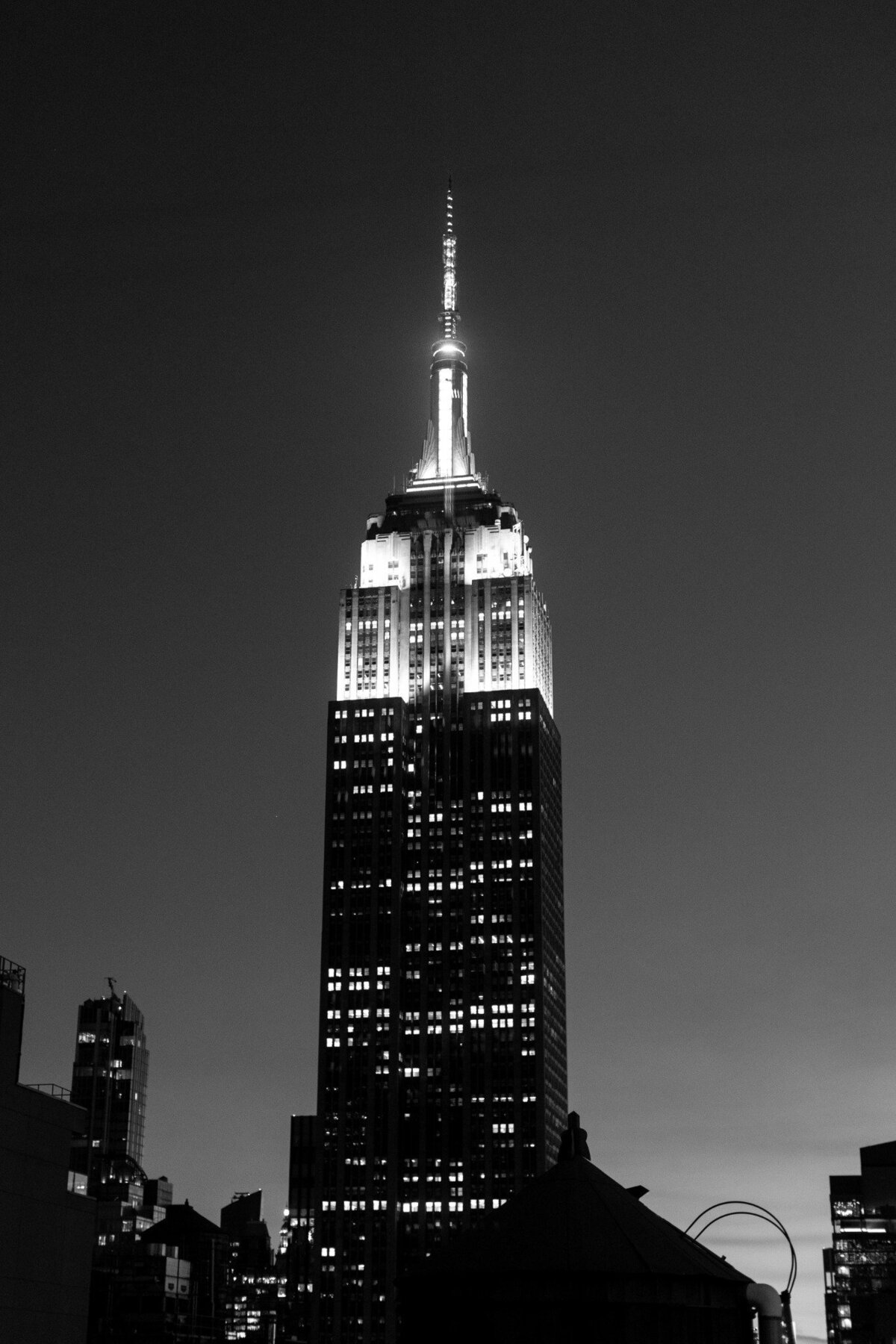 empire-state-building-night-cityscape-wedding-detail